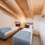 Alpennest - With Balcony & Sauna Access By Alpenluxus Collection *