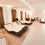 Nyaraló Alpennest - With Balcony & Sauna Access By Alpenluxus Collection Seefeld in Tirol