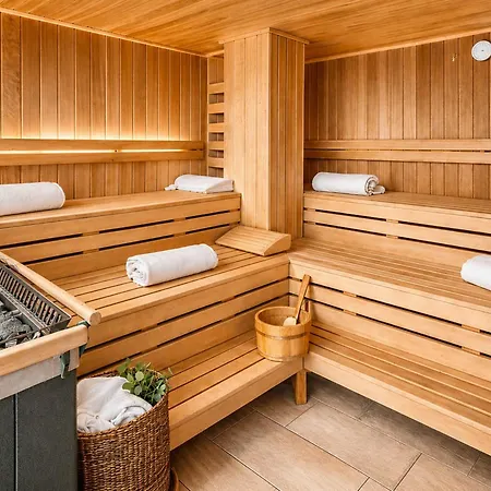 Holiday home Alpennest - Balcony & Sauna Access