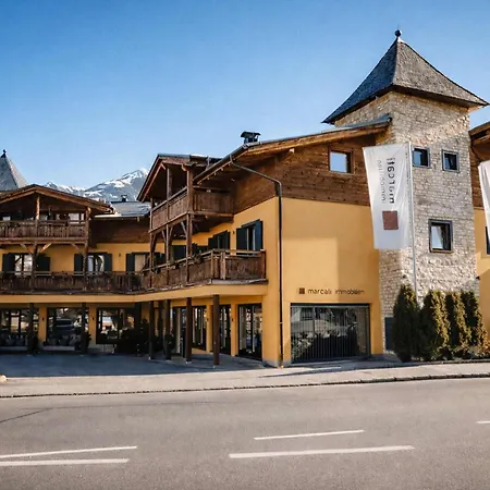 Holiday home Alpennest - Balcony & Sauna Access