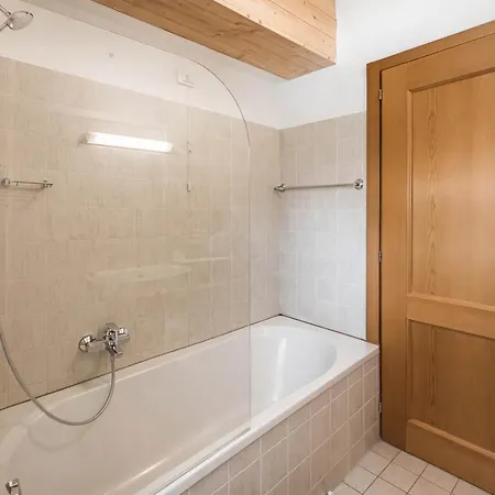 Holiday home Alpennest - Balcony & Sauna Access
