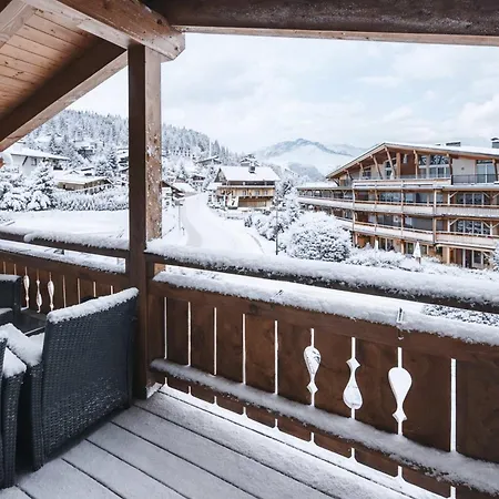 Holiday home Alpennest - Balcony & Sauna Access