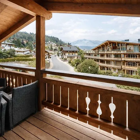 Alpennest - Balcony & Sauna Access * Seefeld w Tirolu